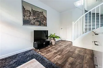 Hermitage Canal View Apartment Amsterdam