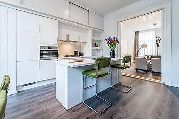 Apartment Hermitage Canal View