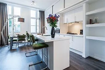 Hermitage Canal View Appartement *